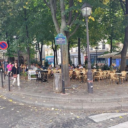 Studio Bien Equipe Au Calme A Montmartre Paris Luaran gambar